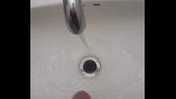 [Solo, Arden Cumming, Anthony Arden] Anthony Arden Cumming Down The Drain